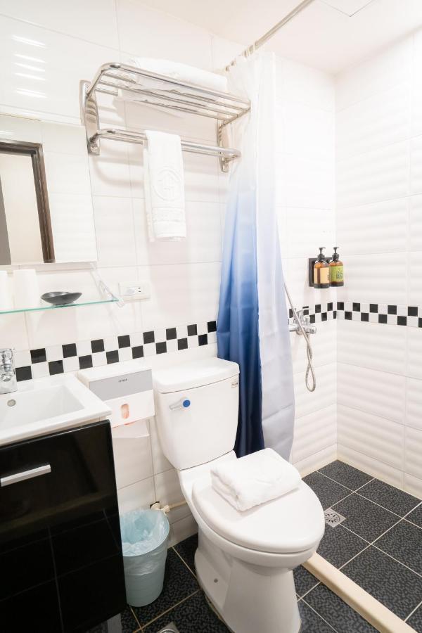 Hotelshere - Ximen Taipei Bagian luar foto